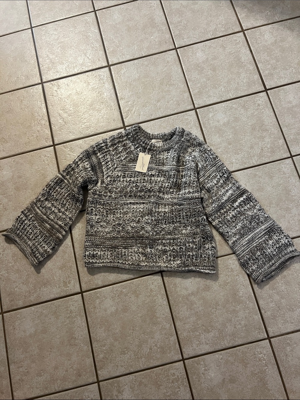 Universal Thread Gray Marled Knit Crewneck Sweater